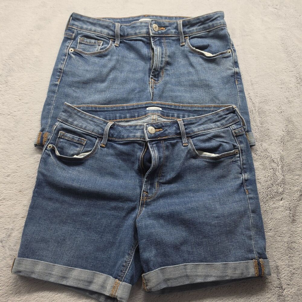 Lot of 2 Old Navy Womens Size 4 Denim Shorts Cuffed Hem Medium Wash Stretch Jean